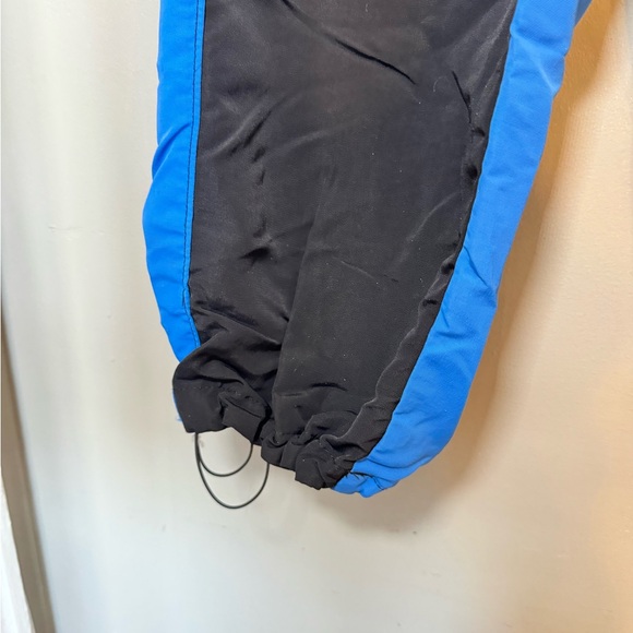 The North Face Women’s Colorblock Jogger Pants - Purple, Black, and Blue - Picture 3 of 9